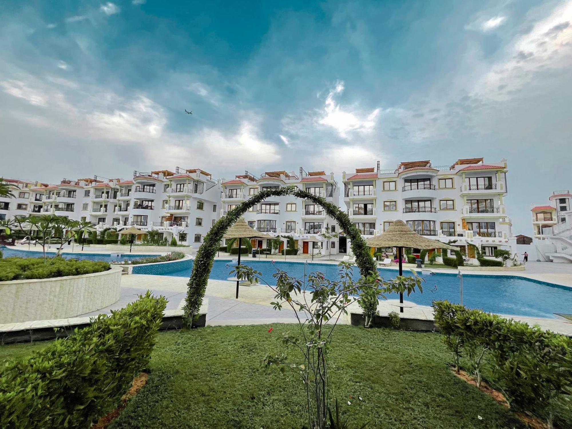 Sharm Hills Aqua Park Resort Kültér fotó