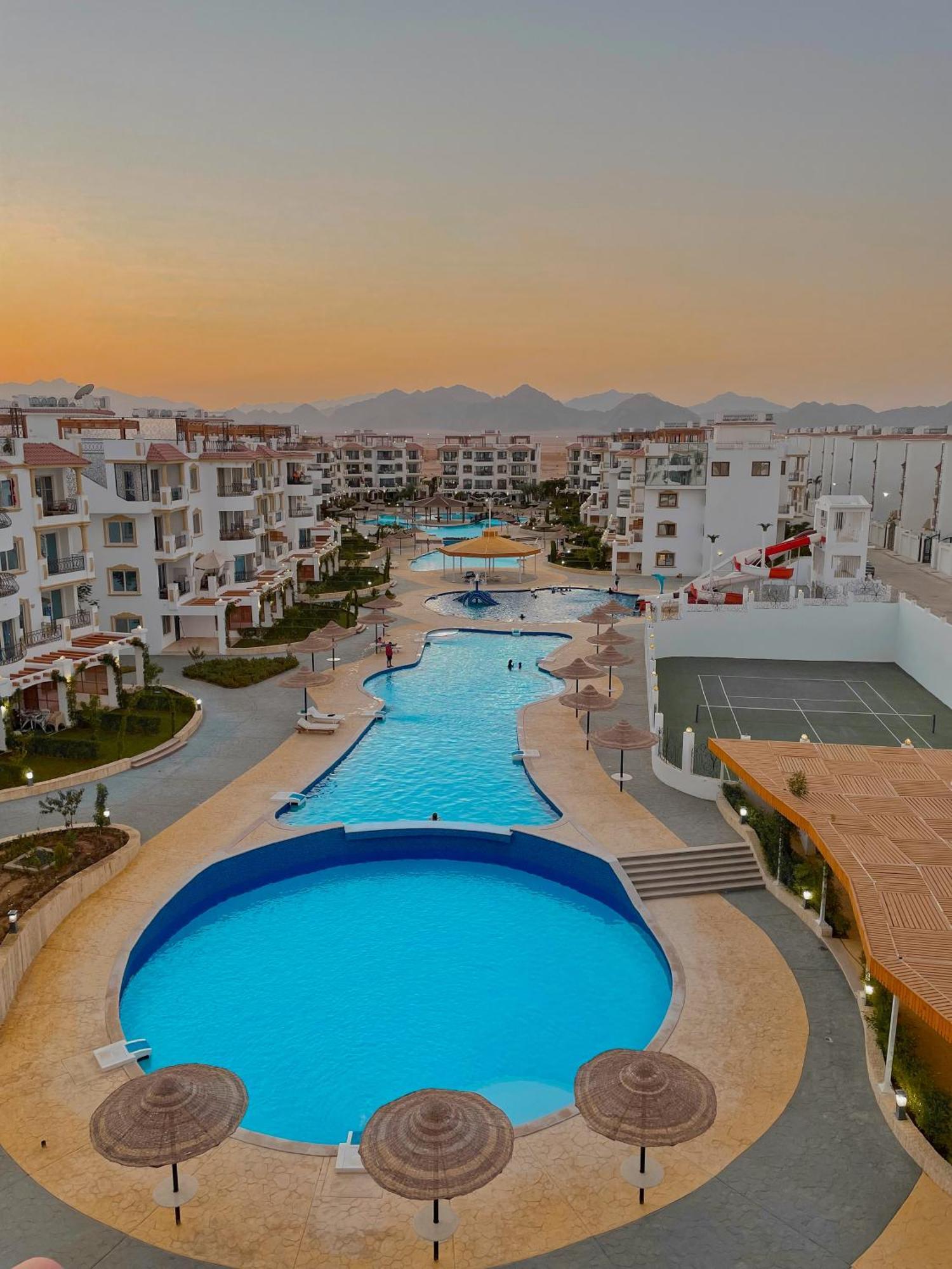 Sharm Hills Aqua Park Resort Kültér fotó